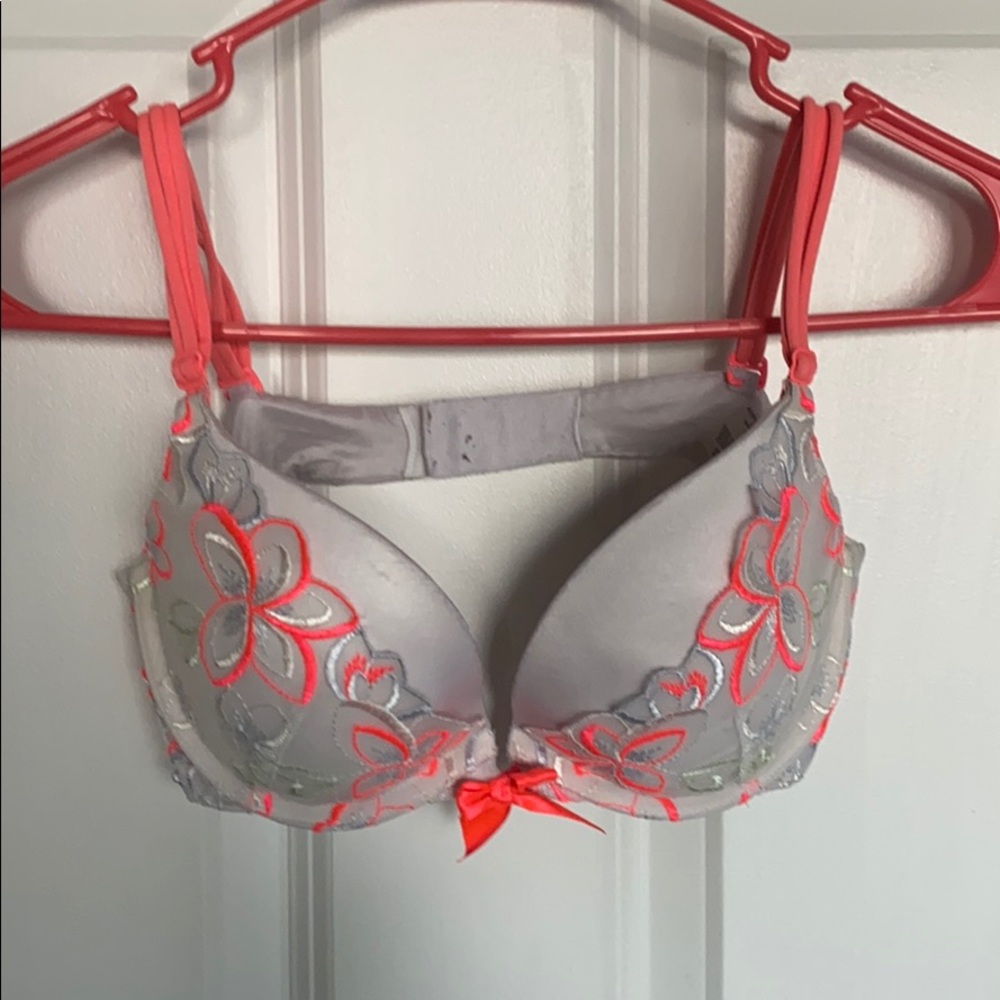 Victoria Secret Bra